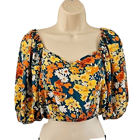 Sienna Sky Floral Puff Sleeve Crop Top - Size Small - Multicolor NWOT - Picture 2 of 5